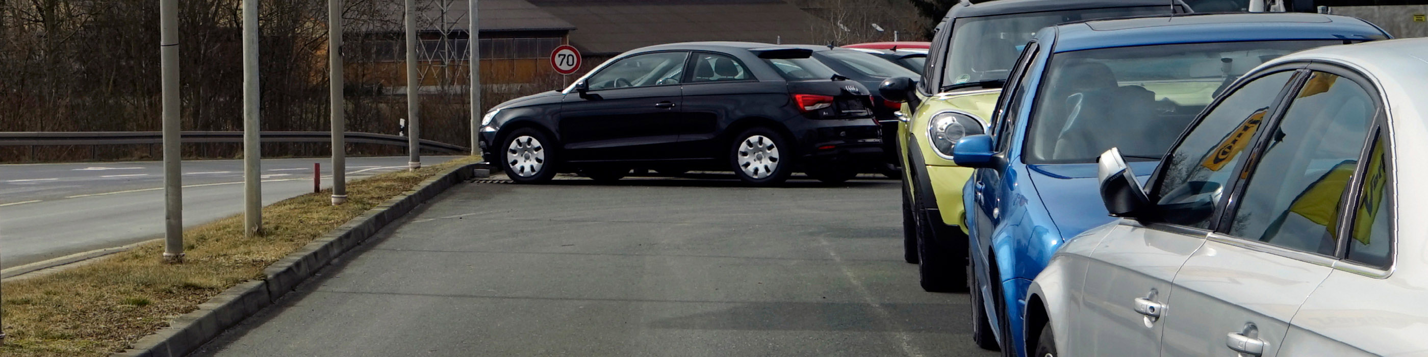 Autohaus Leikeim Marktzeuln Gebrauchtwagen - Parkplatz